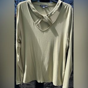 NWOT INC ladies long sleeve pullover. Olive green with open neck design. Size XL